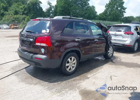 2011 Kia Sorento Lx z USA, uszkodzony, nr VIN 5XYKT4A14BG184077